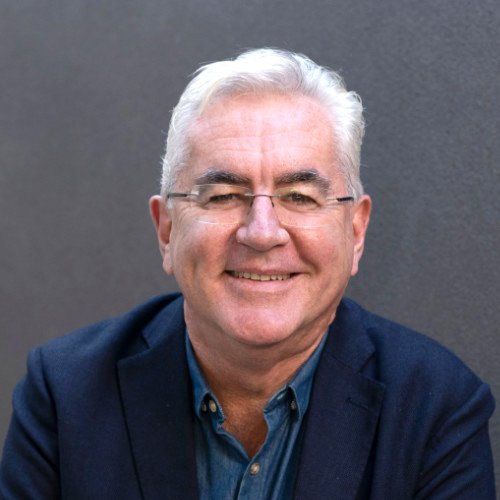 ile 01 ian lees author photo